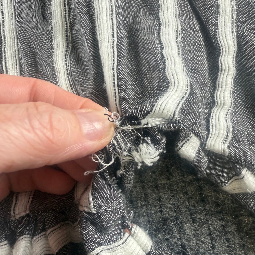 World Market Boho Striped Crochet Trim Peplum Top Grey White SM - Picture 7 of 8